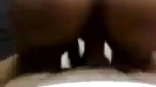 2 छात्र हिंदी में सेक्सी फुल एचडी में अपने शिक्षक को चोदते हैं