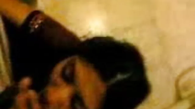 एक फुल सेक्सी बीएफ एचडी परिपक्व महिला अधिक चाहती है