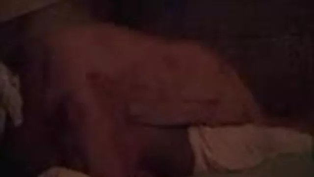 एक हिंदी फिल्म सेक्सी फुल एचडी लड़की को निगलने में धोखा