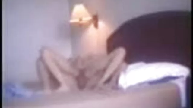 दादी पोचा 2 पुरुषों से फुल एचडी हिंदी सेक्सी फिल्म दादी