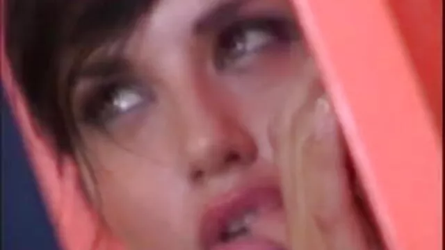 नामी की इंग्लिश सेक्स फुल एचडी चुदाई