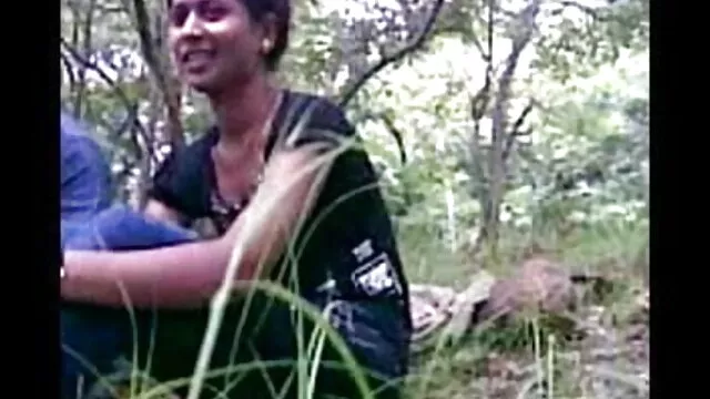 जेनेसा हस्तमैथुन उसके कार्यालय में सेक्सी वीडियो एचडी फुल मूवी