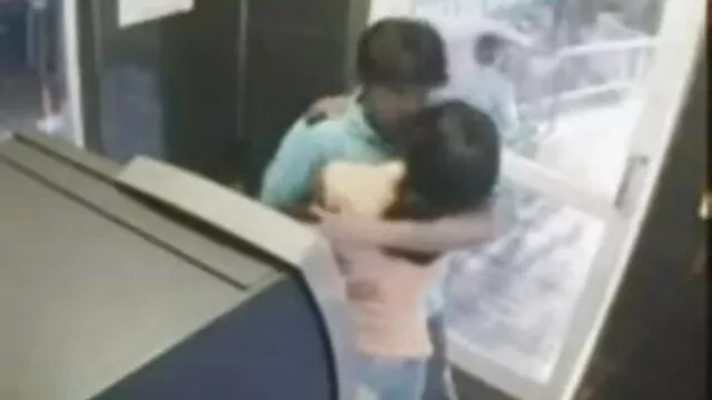 सेक्सी श्यामला आपके लिए मास्टरबेट करती है। वीडियो में सेक्सी पिक्चर फुल एचडी