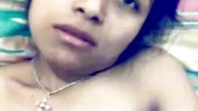 छिटपुट और सेक्सी वीडियो फिल्म फुल एचडी में मशीनी