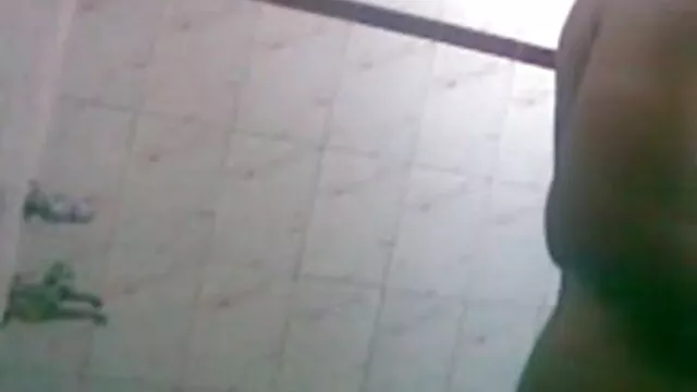 लुइगिना निकी ने तीन लोगों सेक्सी फिल्म पंजाबी फुल एचडी को पछाड़ा