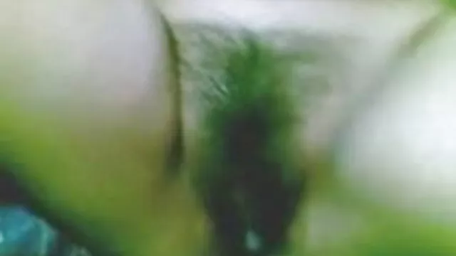 उसके परिपक्व होंठ के साथ बीएफ सेक्सी मूवी फुल एचडी खेल रहा है