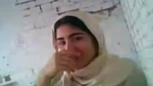 एरियाना जोलीले (लानत अच्छी है) फुल एचडी सेक्सी फिल्म वीडियो में